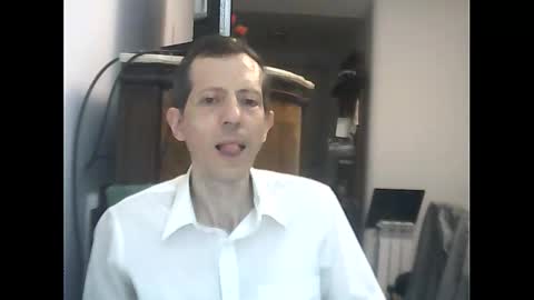 Luciano online show from February 2, 1:04 am