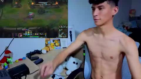 Lu Independent Model online show from October 23, 11:08 pm