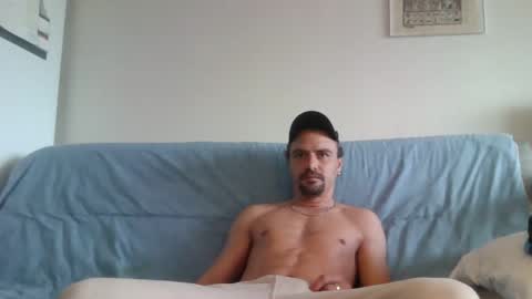 luffyman20 online show from February 9, 3:01 pm