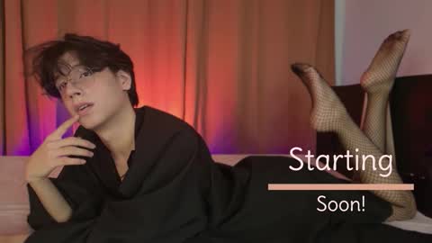 luixdust1 online show from January 14, 8:30 am