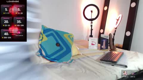 Lukarizzox        independent model online show from October 20, 12:03 am