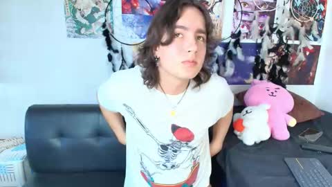 Snapshot of lukashollow chatting on October 7, 9:08 pm lukas 3 online show from October 7, 9:08 pm