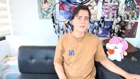 Snapshot of lukashollow chatting on October 10, 5:07 pm lukas 3 online show from October 10, 5:07 pm