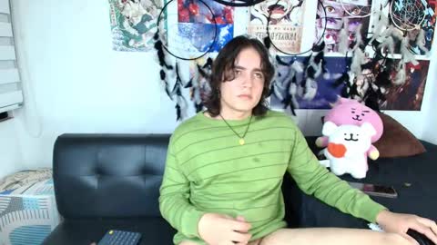 Snapshot of lukashollow chatting on October 8, 11:31 pm lukas 3 online show from October 8, 11:31 pm