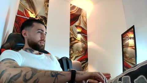 LUKE online show from March 20, 1:26 pm