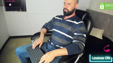 luke diaz7 online show from November 2, 3:22 am