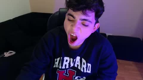 lukeboyce online show from February 4, 12:05 am