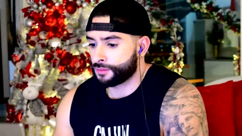 Lukhas f4f online show from December 10, 11:31 pm