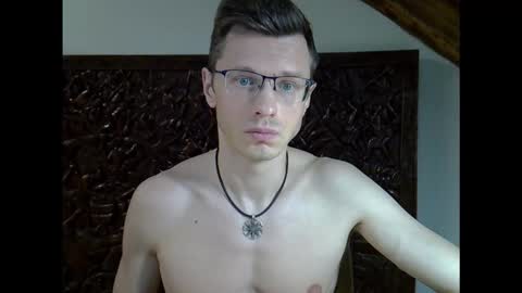 Andrew independent model 2000-0000 CET daily online show from February 13, 9:42 pm