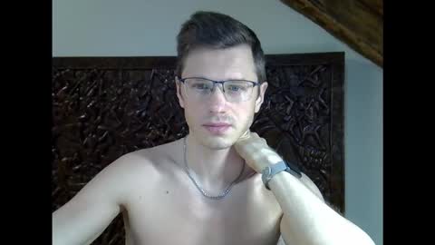 Andrew independent model 2000-0000 CET daily online show from January 11, 9:18 pm