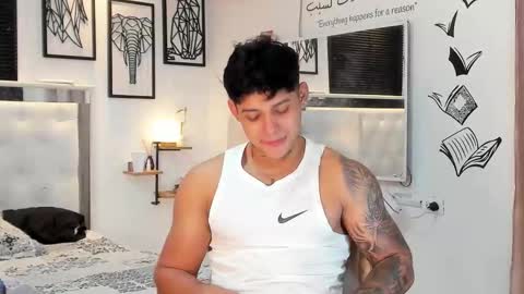 Snapshot of lunay_xtreemboy chatting on September 13, 12:00 am Lunay online show from September 13, 12:00 am