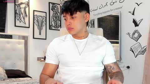 Snapshot of lunay_xtreemboy chatting on September 19, 2:56 am Lunay online show from September 19, 2:56 am