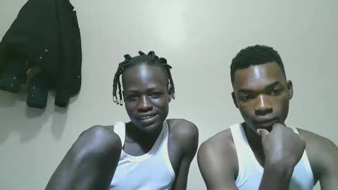 luoislove online show from November 15, 8:16 am