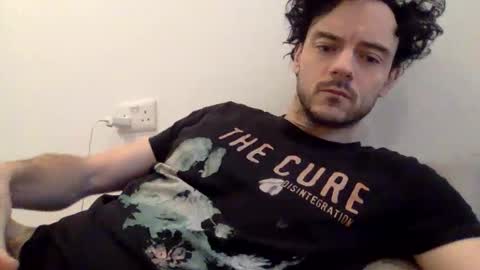 Snapshot of lupine_666 chatting on December 10, 9:23 am Lupine online show from December 10, 9:23 am