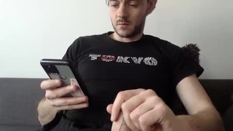 Snapshot of lupine_666 chatting on February 18, 10:49 am Lupine online show from February 18, 10:49 am