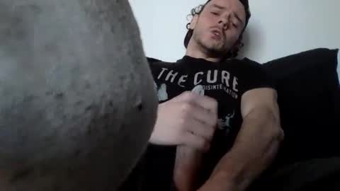 Snapshot of lupine_666 chatting on February 5, 9:25 am Lupine online show from February 5, 9:25 am