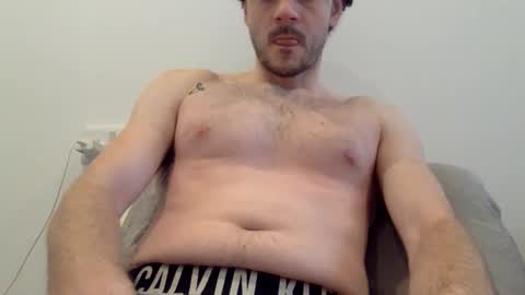 Snapshot of lupine_666 chatting on December 28, 9:20 am Lupine online show from December 28, 9:20 am