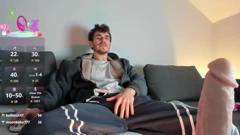 lustfullooking online show from November 12, 6:19 am