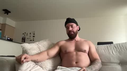 Lust Linked online show from October 11, 8:07 am