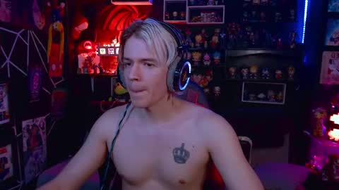 lustymatt online show from October 1, 2:59 am