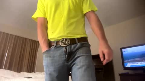 luveatinpussy8 online show from May 6, 11:22 am