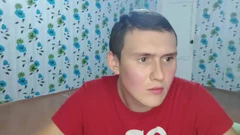 Snapshot of luxeboy_ chatting on October 11, 7:29 pm Mike online show from October 11, 7:29 pm