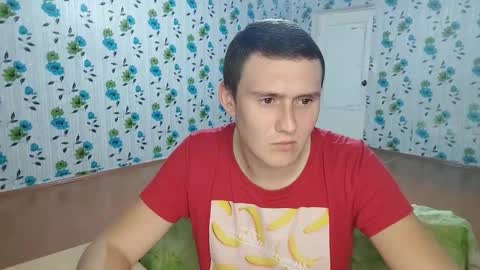 Snapshot of luxeboy_ chatting on October 18, 7:30 pm Mike online show from October 18, 7:30 pm