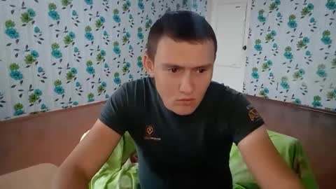 Snapshot of luxeboy_ chatting on September 28, 8:56 am Mike online show from September 28, 8:56 am