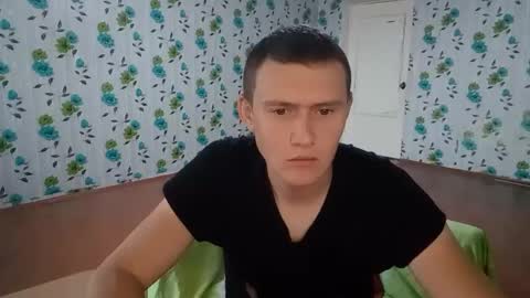 Snapshot of luxeboy_ chatting on September 27, 8:56 am Mike online show from September 27, 8:56 am
