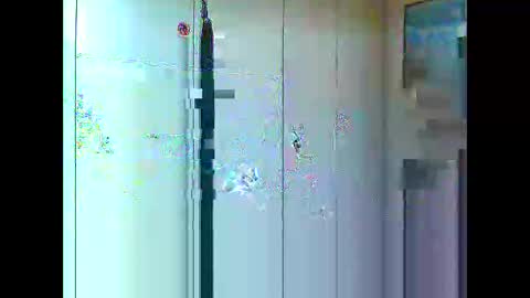 Snapshot of luxx72boy chatting on January 11, 9:47 am luxx72boy online show from January 11, 9:47 am