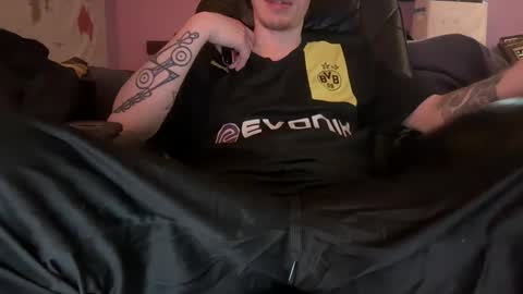 lwooda online show from February 21, 8:21 pm