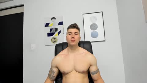 Lyonel online show from March 9, 7:05 pm