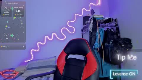 Lyric online show from November 14, 10:44 pm