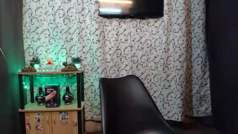 Snapshot of lyubovmoya3 chatting on September 19, 2:39 pm SWEETPINOY online show from September 19, 2:39 pm