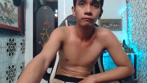 Snapshot of lyubovmoya3 chatting on January 10, 1:42 am SWEETPINOY online show from January 10, 1:42 am