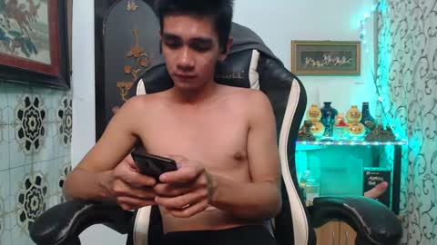 Snapshot of lyubovmoya3 chatting on January 7, 9:43 am SWEETPINOY online show from January 7, 9:43 am
