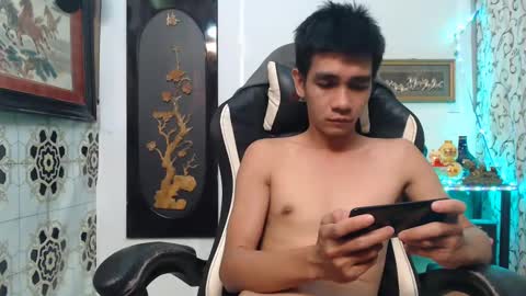 Snapshot of lyubovmoya3 chatting on January 21, 1:08 am SWEETPINOY online show from January 21, 1:08 am