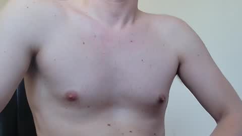 m3n1c online show from March 8, 8:18 am