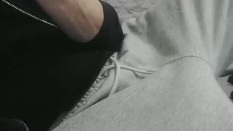 m4dh4tter24 online show from February 8, 9:46 pm