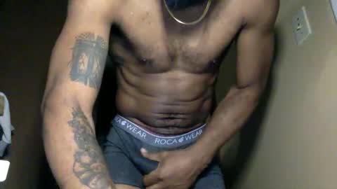Snapshot of m4st3rmarcus chatting on January 12, 12:01 pm Marcus Black online show from January 12, 12:01 pm