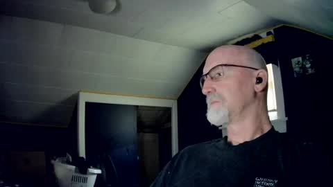 mac8181 online show from August 2, 10:57 am