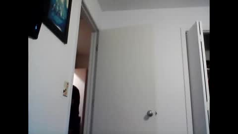 mackdocc001 online show from February 1, 4:11 pm