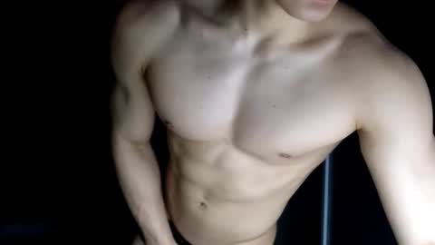 Sexyboymadison online show from January 18, 12:12 am