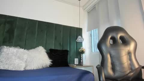Snapshot of magic_clayton chatting on October 7, 12:04 am Magic online show from October 7, 12:04 am