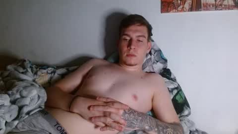 magic_fantasy77 online show from May 13, 7:33 pm