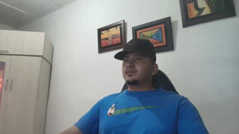 magic_milk23 online show from October 30, 8:05 am