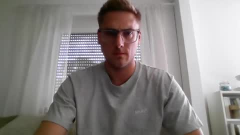 mahrcuhs online show from July 25, 11:18 am