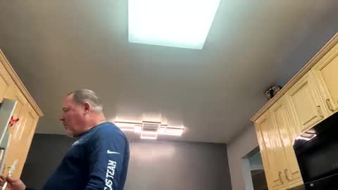 makeyousquirt1969 online show from October 17, 9:19 pm