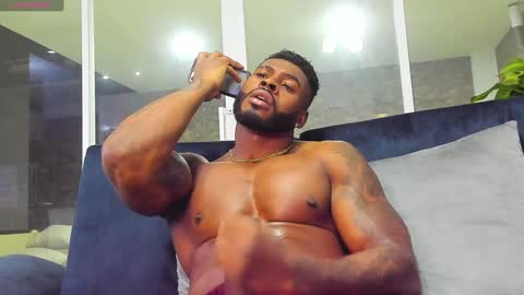 Makonnen online show from December 11, 3:58 am