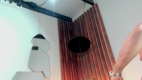 Makonnen online show from January 2, 10:22 pm